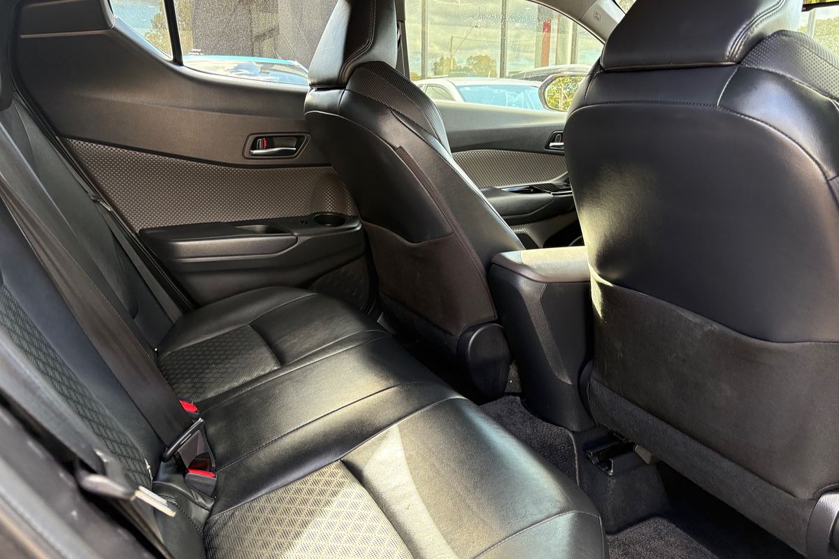 2022 Toyota C-HR Koba NGX50R
