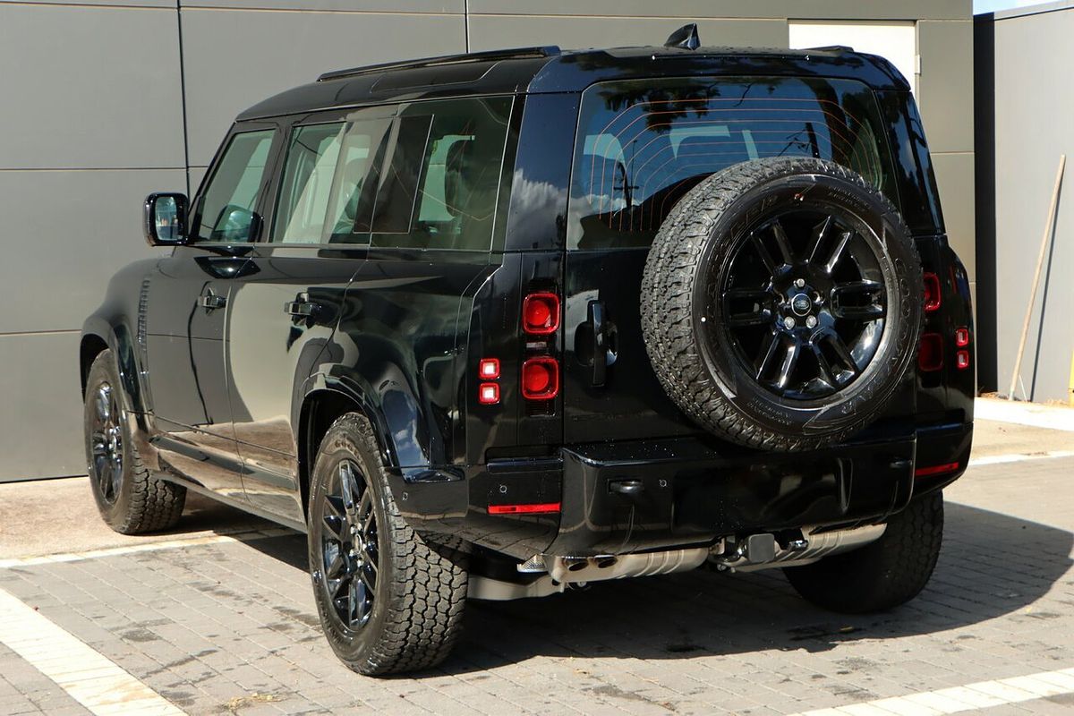 2025 Land Rover Defender 110 D350 X-Dynamic SE L663