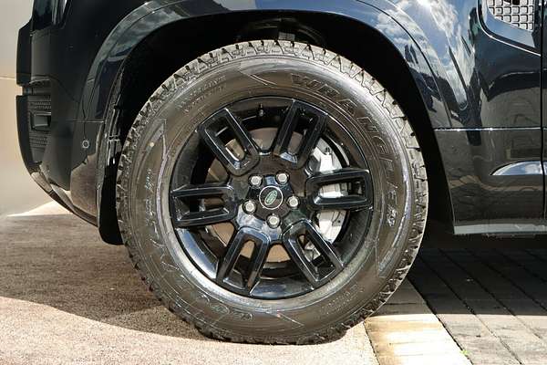 2025 Land Rover Defender 110 D350 X-Dynamic SE L663