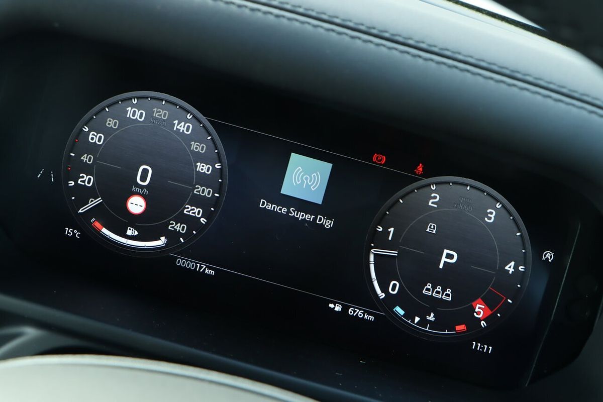 2025 Land Rover Defender 110 D350 X-Dynamic SE L663