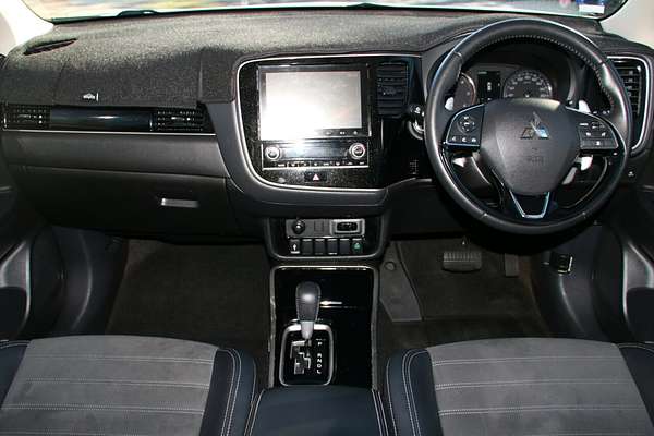 2020 Mitsubishi Outlander LS ZL