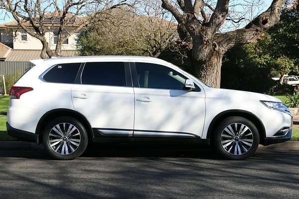 2020 Mitsubishi Outlander LS ZL