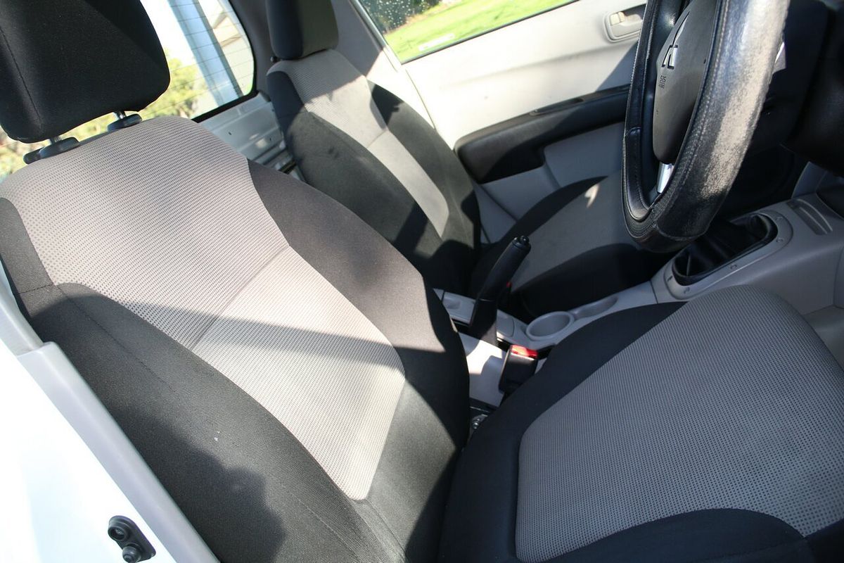 2013 Mitsubishi Triton GL MN Rear Wheel Drive