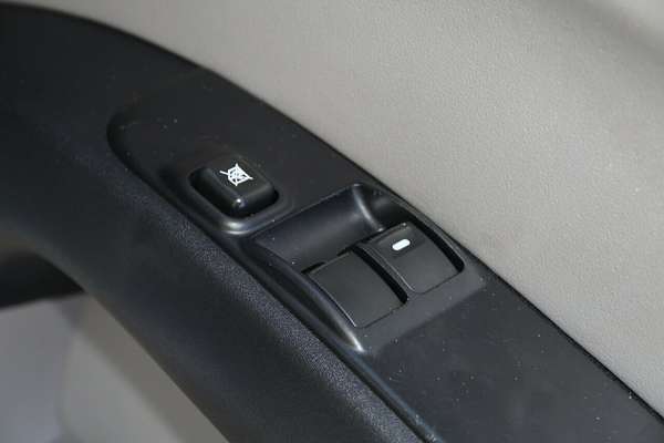 2013 Mitsubishi Triton GL MN Rear Wheel Drive