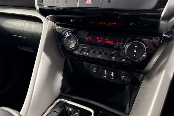 2021 Mitsubishi Eclipse Cross LS YB