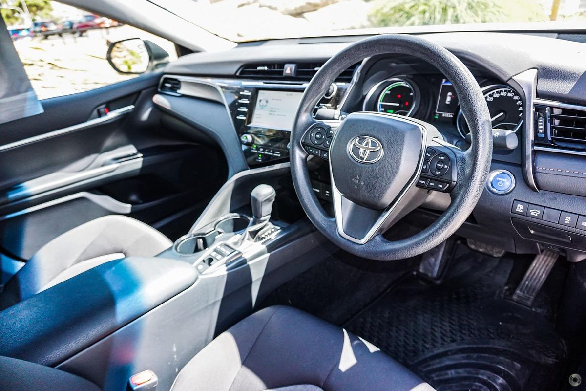 2019 Toyota Camry Ascent AXVH71R