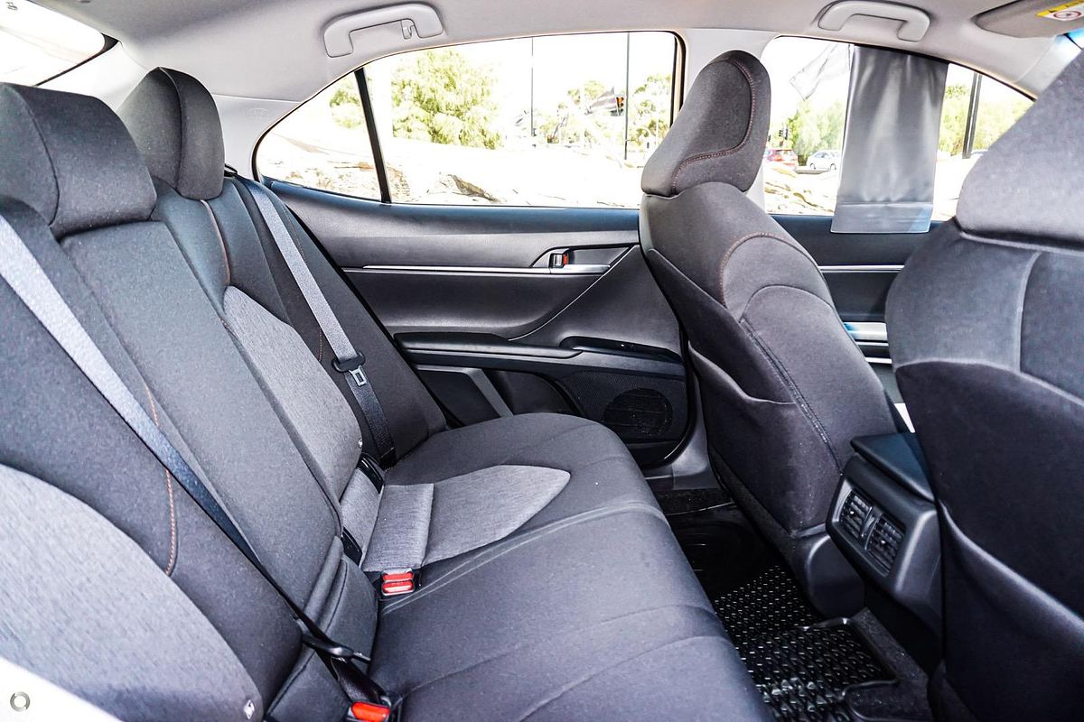 2019 Toyota Camry Ascent AXVH71R