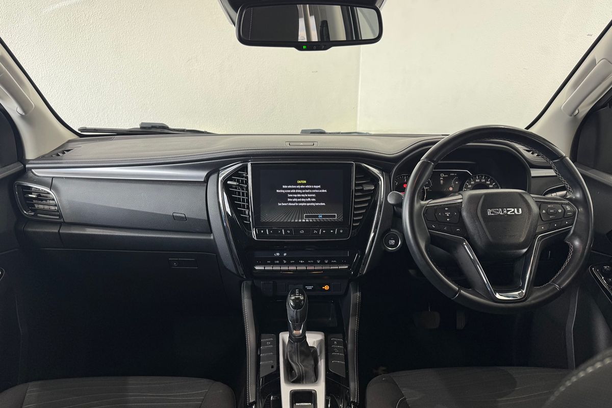 2022 Isuzu MU-X LS-U