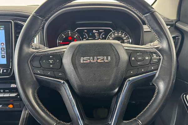 2022 Isuzu MU-X LS-U