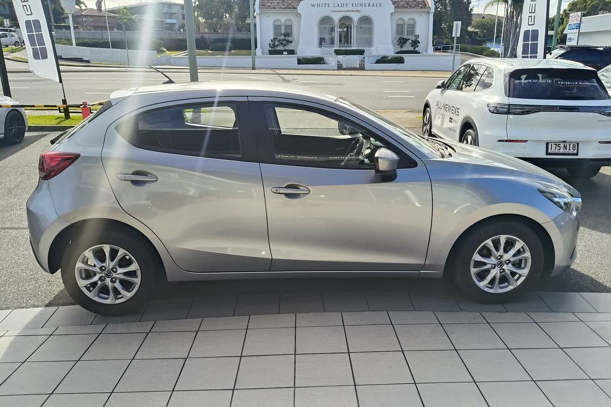 2015 Mazda 2 Maxx DJ Series