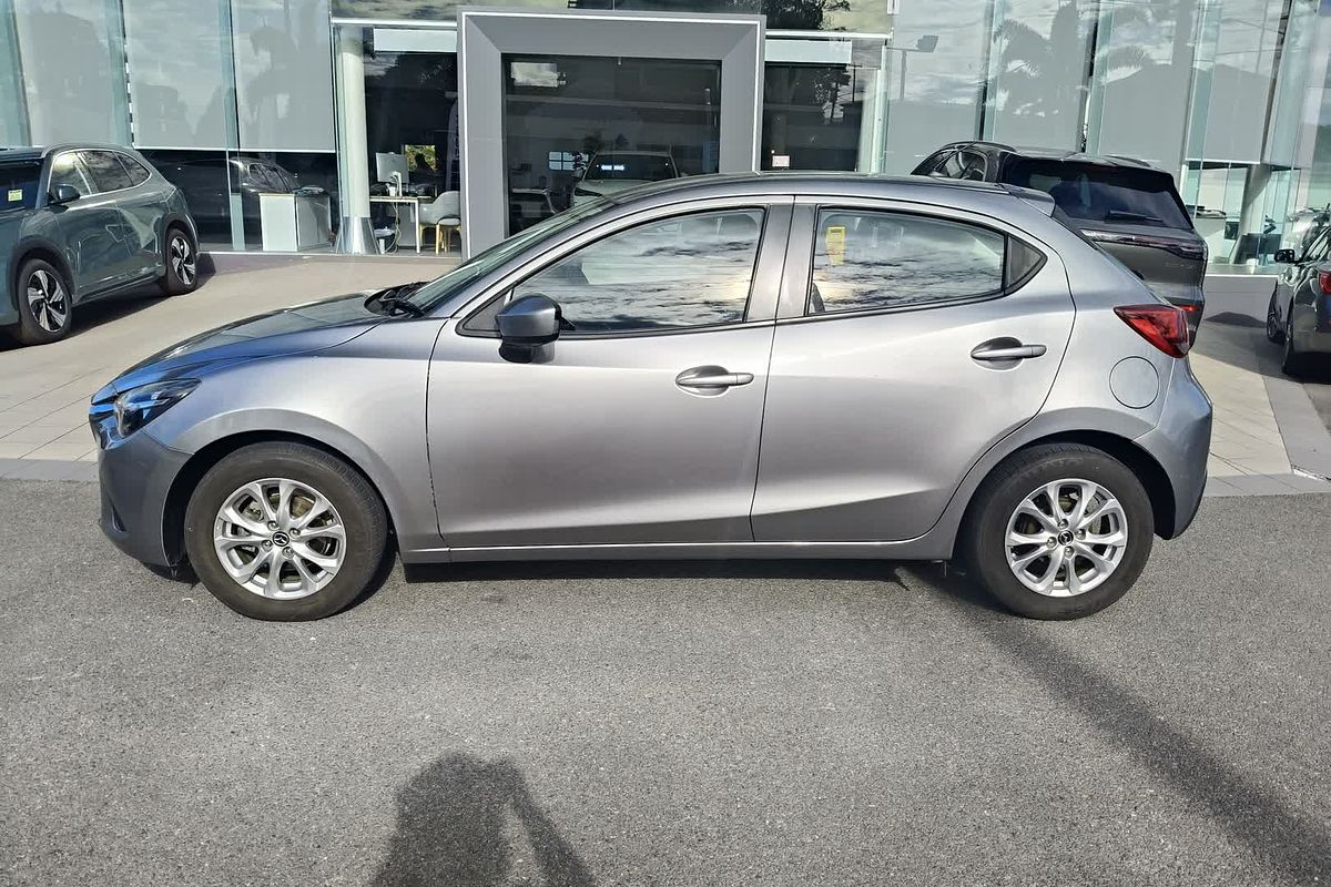 2015 Mazda 2 Maxx DJ Series