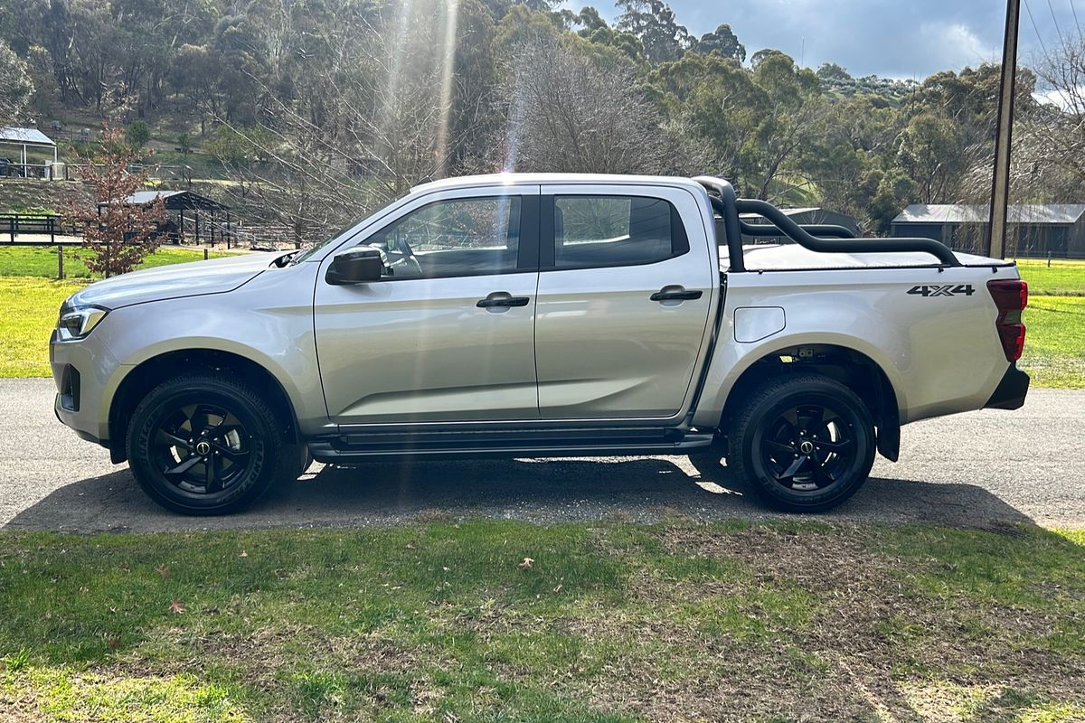 2025 Isuzu D-MAX X-RIDER 4X4