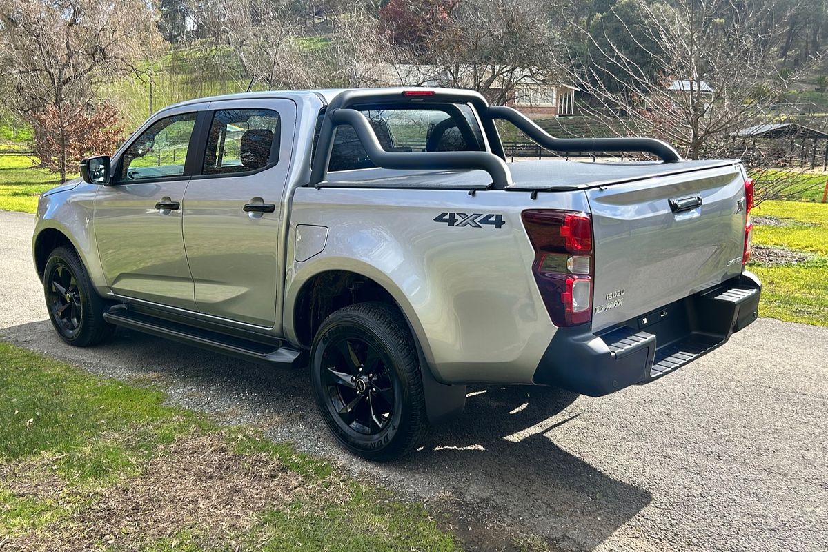 2025 Isuzu D-MAX X-RIDER 4X4