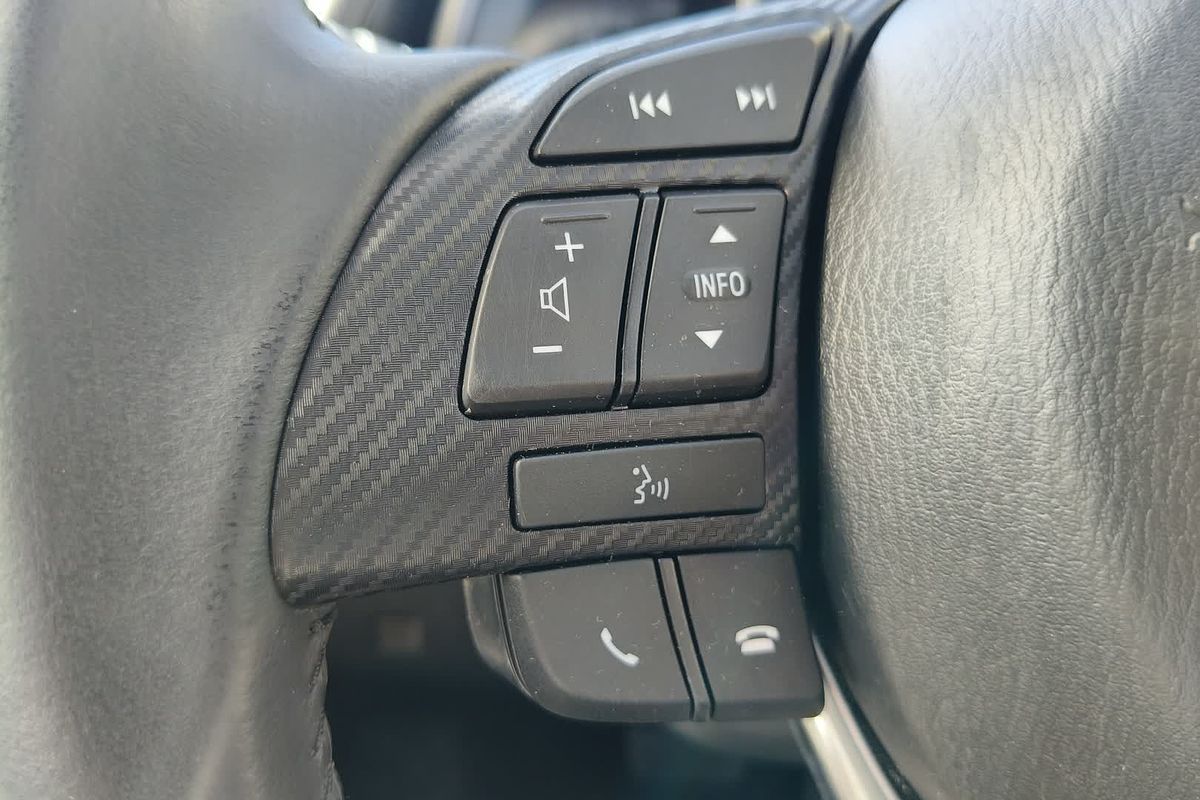 2015 Mazda 2 Maxx DJ Series