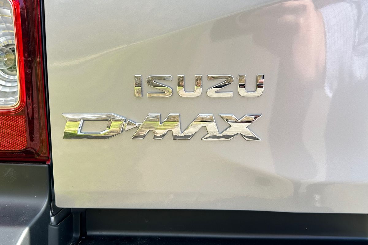 2025 Isuzu D-MAX X-RIDER 4X4