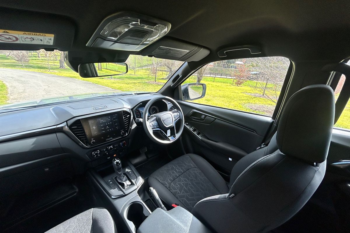 2025 Isuzu D-MAX X-RIDER 4X4