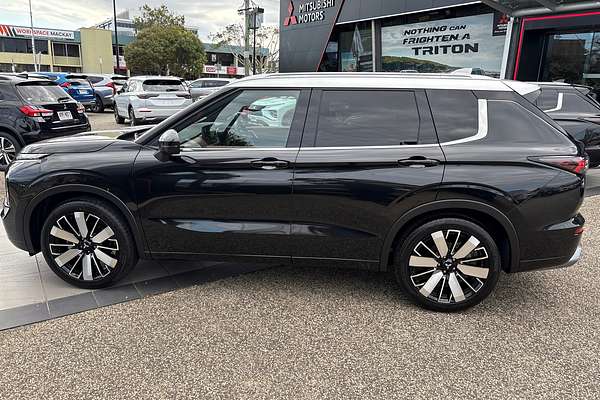 2025 Mitsubishi Outlander Exceed Tourer ZM