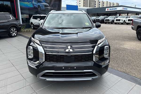 2025 Mitsubishi Outlander Exceed Tourer ZM