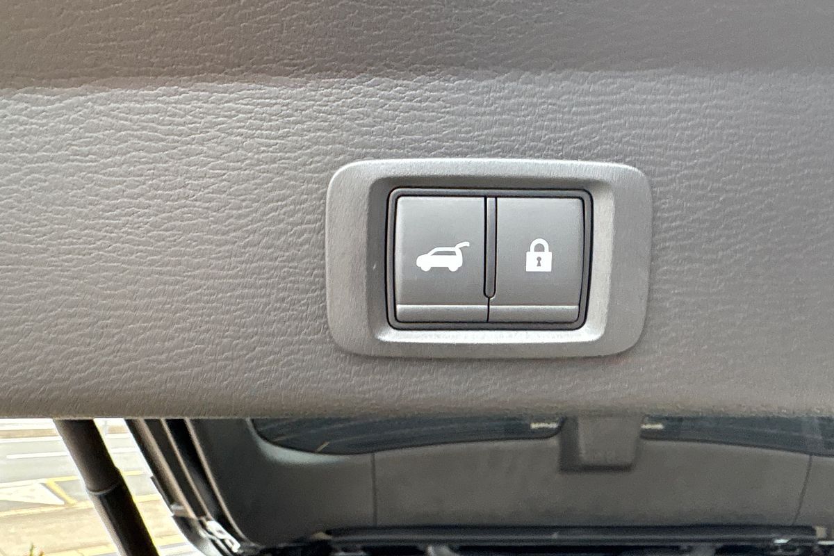 2025 Mitsubishi Outlander Exceed Tourer ZM