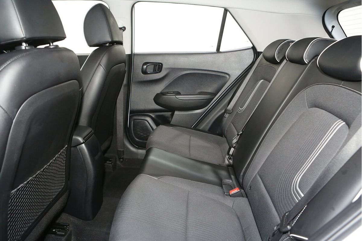 2021 Hyundai Venue Active QX.V3