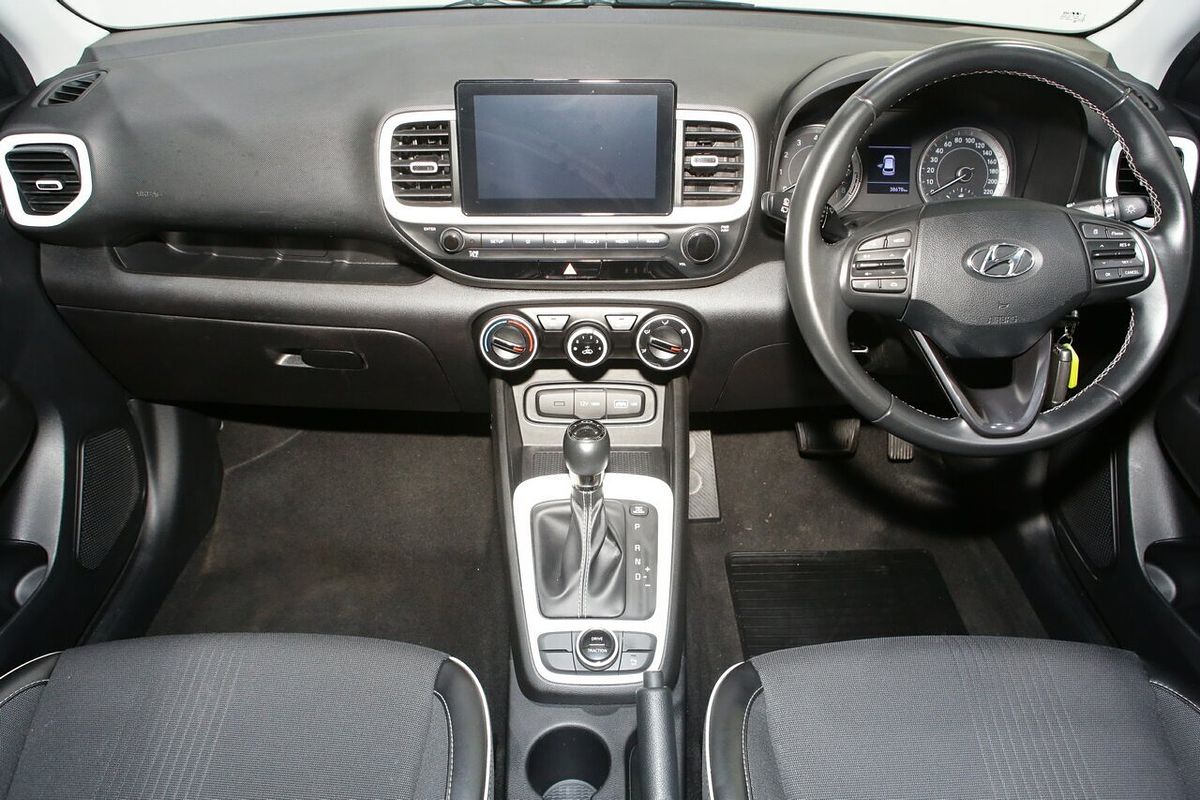 2021 Hyundai Venue Active QX.V3