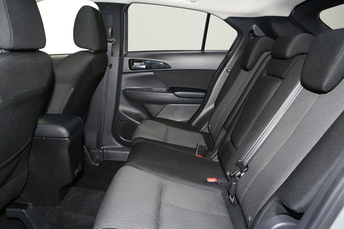 2024 Mitsubishi Eclipse Cross LS YB