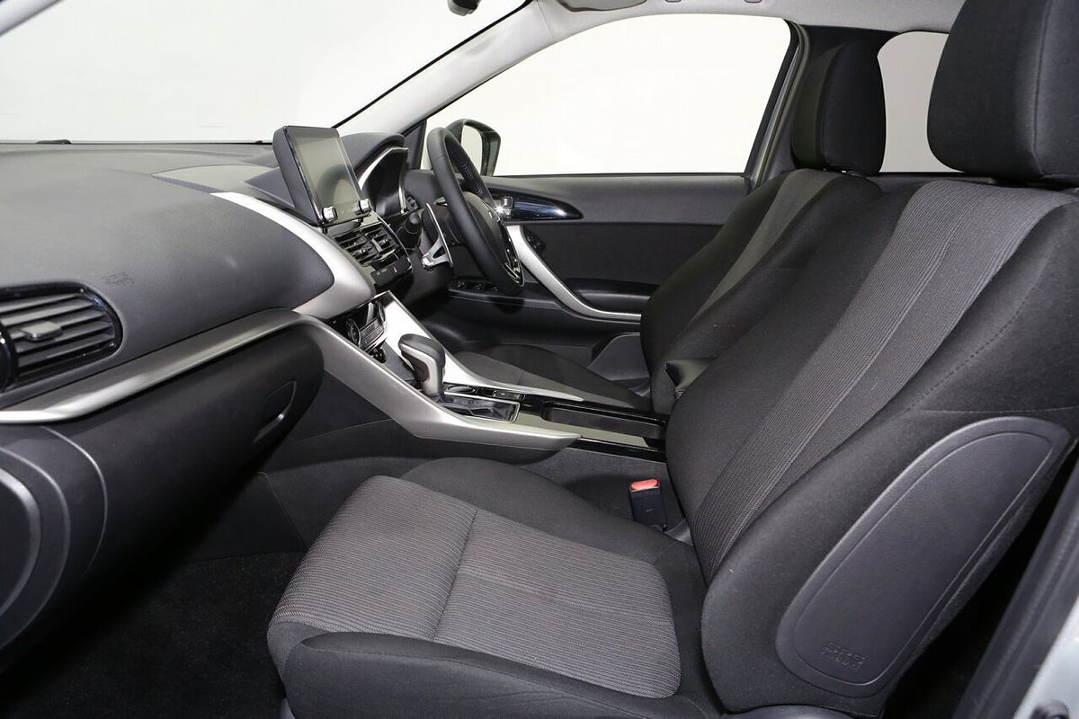 2024 Mitsubishi Eclipse Cross LS YB