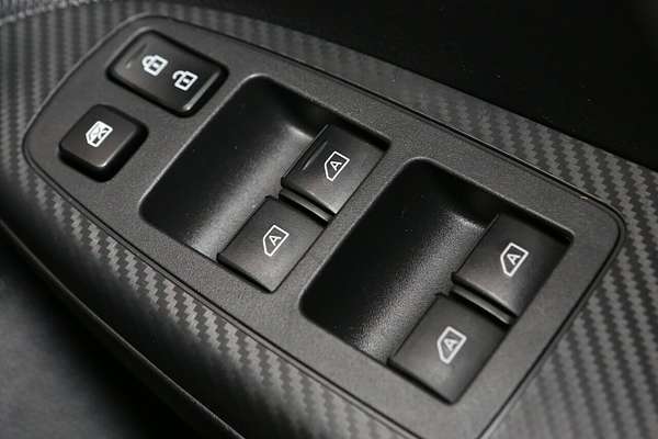 2024 Mitsubishi Eclipse Cross LS YB