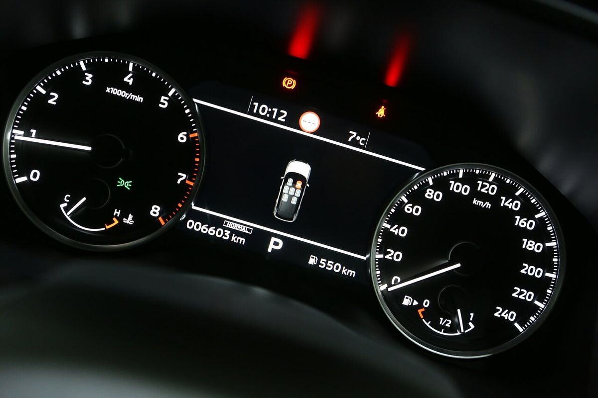 2024 Mitsubishi Outlander LS ZM
