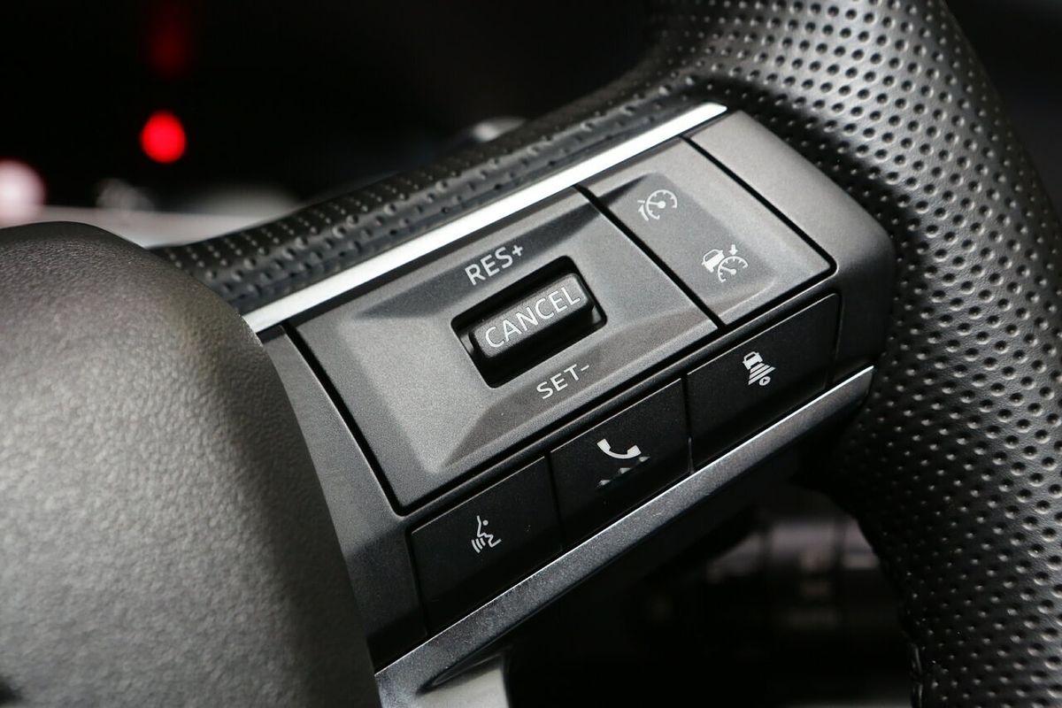 2024 Mitsubishi Outlander LS ZM