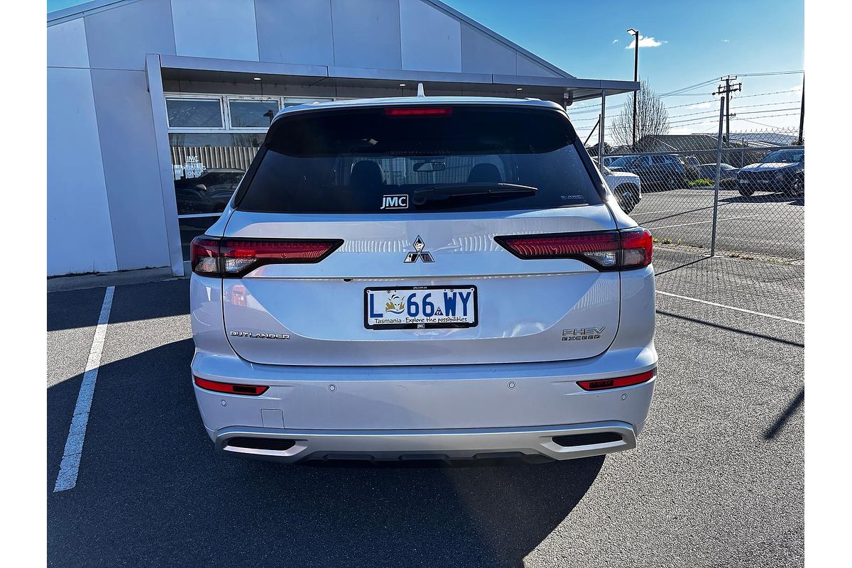 2024 Mitsubishi Outlander PHEV Exceed ZM