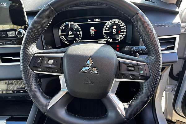 2024 Mitsubishi Outlander PHEV Exceed ZM