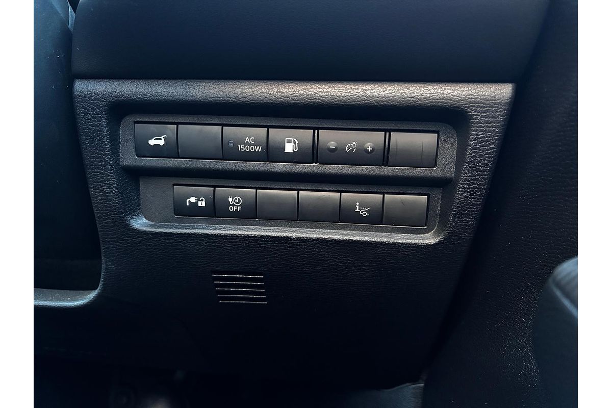 2024 Mitsubishi Outlander PHEV Exceed ZM