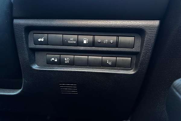 2024 Mitsubishi Outlander PHEV Exceed ZM