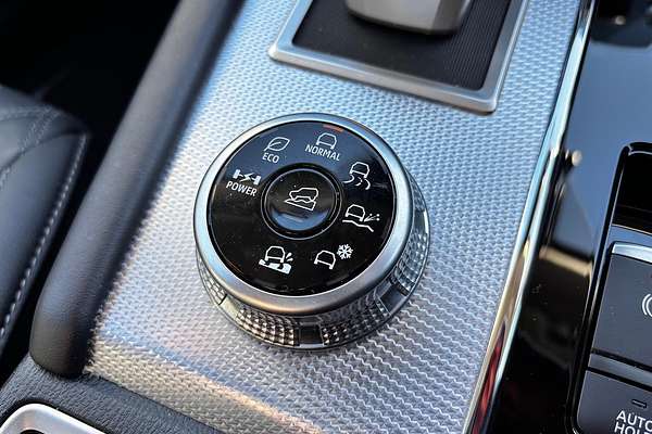 2024 Mitsubishi Outlander PHEV Exceed ZM