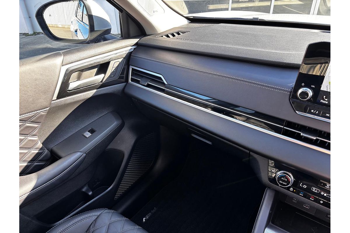 2024 Mitsubishi Outlander PHEV Exceed ZM