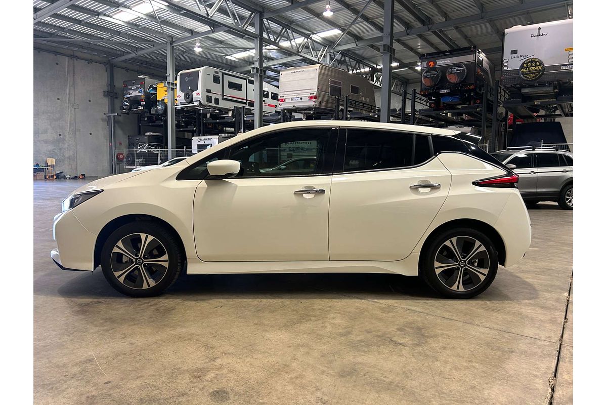 2021 Nissan LEAF e+ ZE1