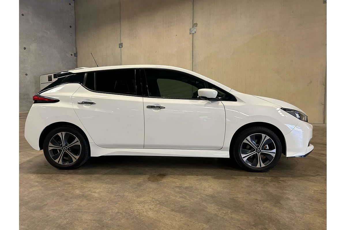 2021 Nissan LEAF e+ ZE1