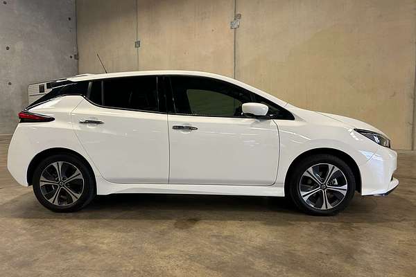 2021 Nissan LEAF e+ ZE1