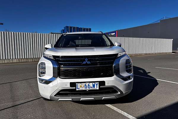 2024 Mitsubishi Outlander PHEV Exceed ZM