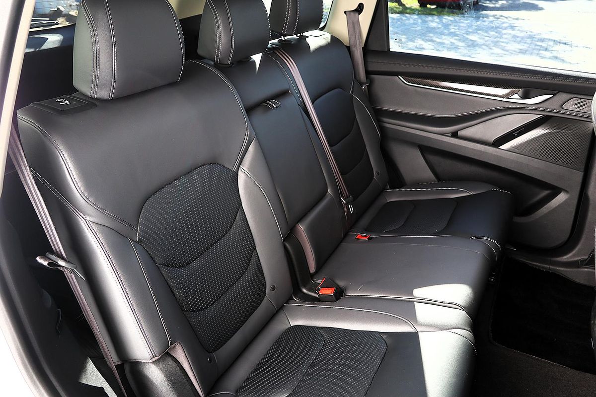 2024 LDV D90 Executive SV9A