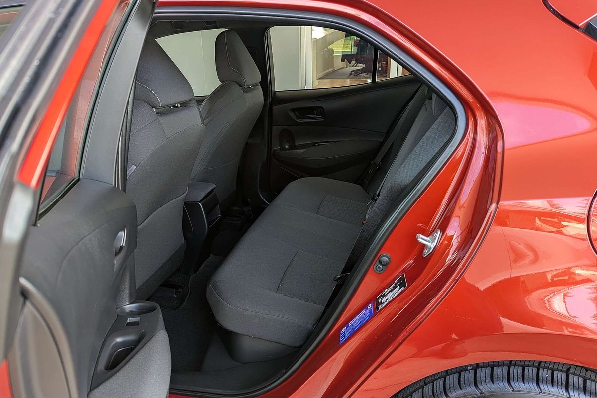 2020 Toyota Corolla Ascent Sport Hybrid ZWE211R