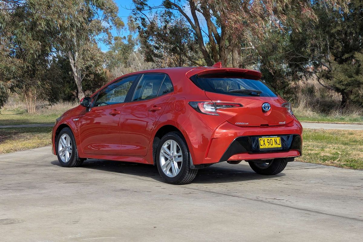2020 Toyota Corolla Ascent Sport Hybrid ZWE211R