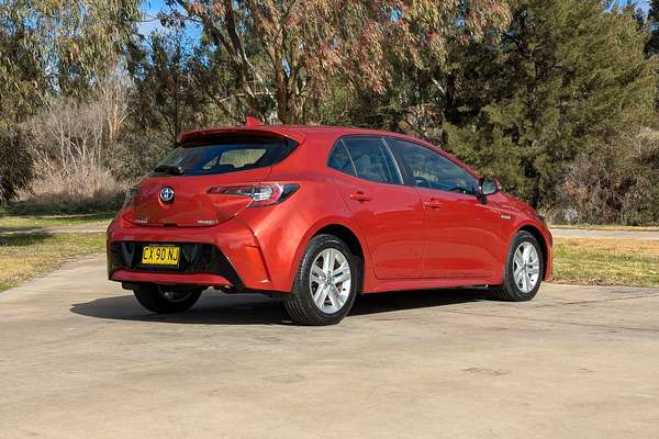 2020 Toyota Corolla Ascent Sport Hybrid ZWE211R