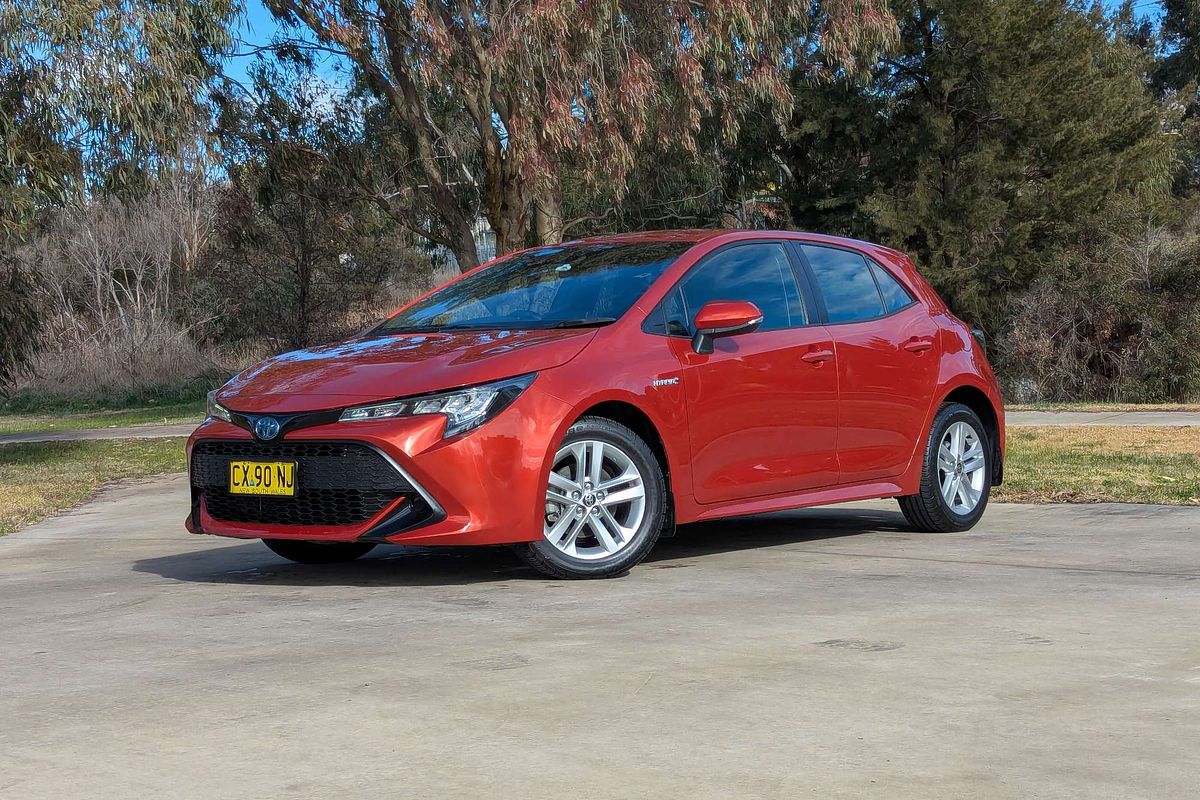 2020 Toyota Corolla Ascent Sport Hybrid ZWE211R