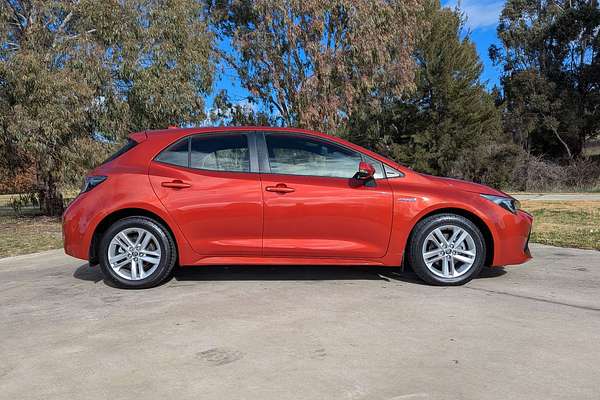 2020 Toyota Corolla Ascent Sport Hybrid ZWE211R