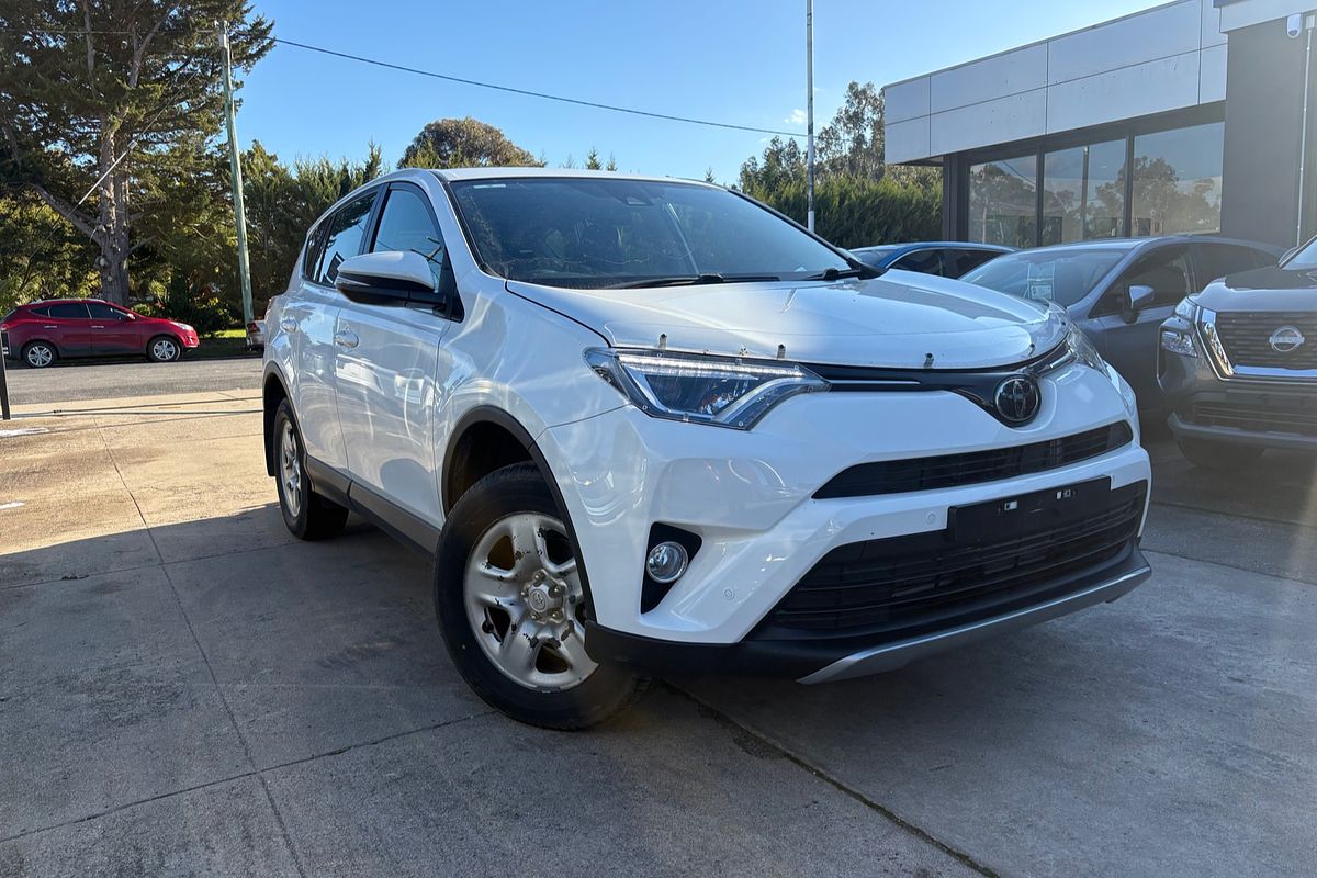 2017 Toyota RAV4 GX ASA44R