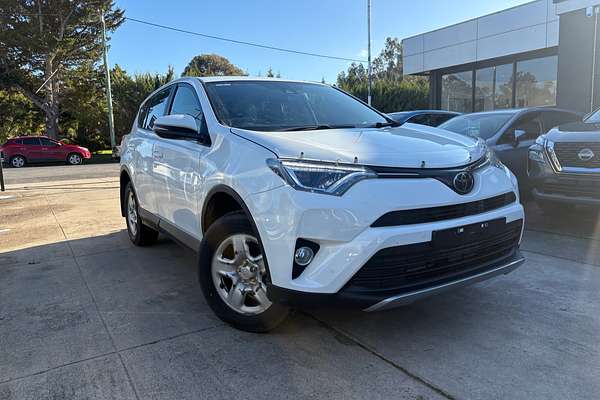 2017 Toyota RAV4 GX ASA44R