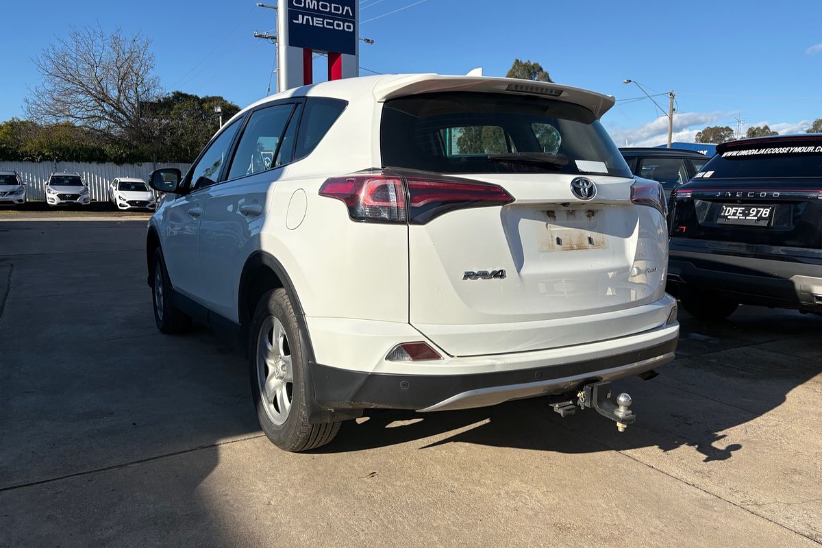 2017 Toyota RAV4 GX ASA44R
