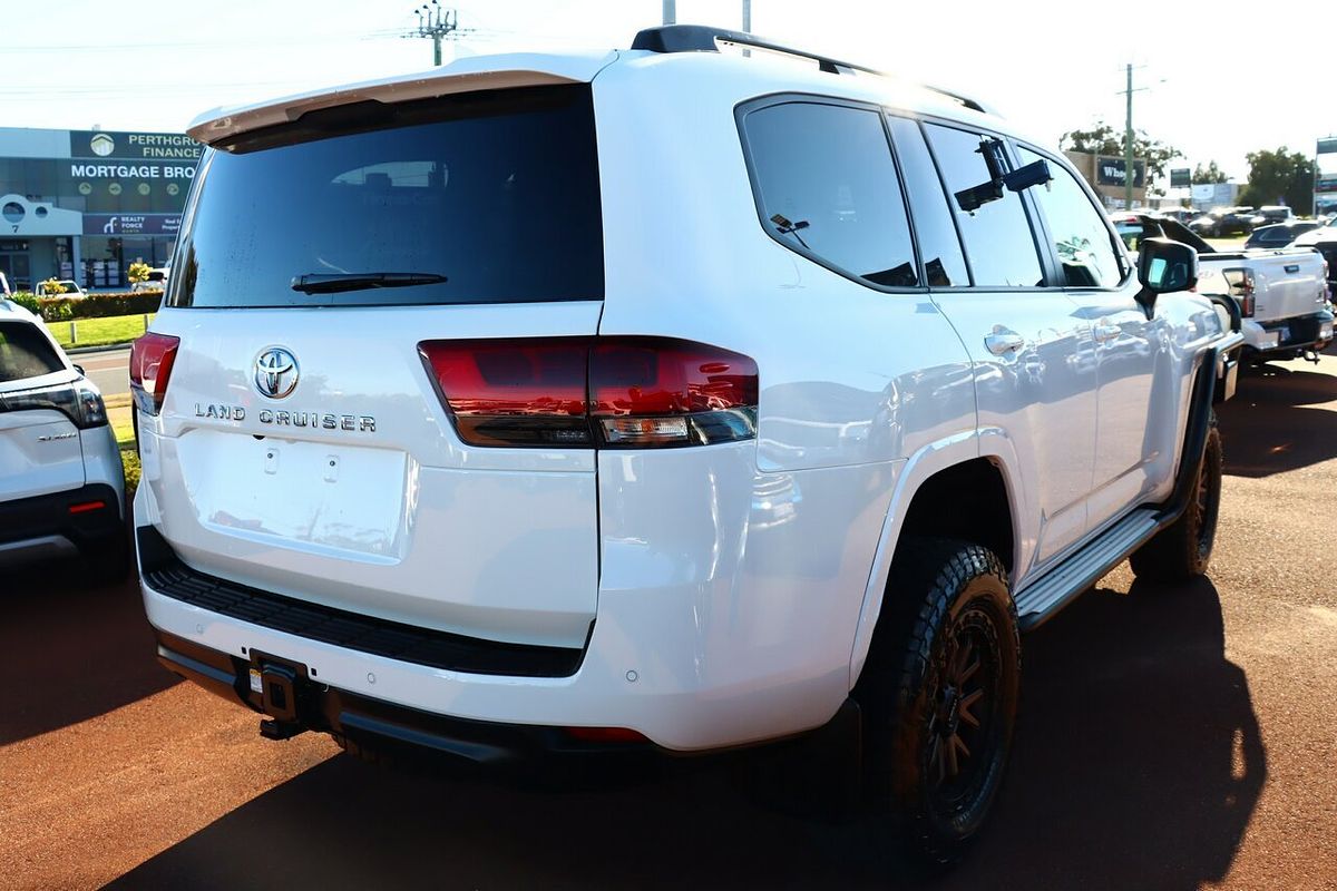 2023 Toyota Landcruiser GXL FJA300R